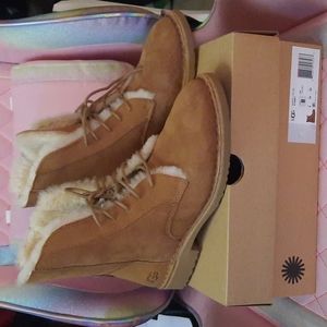 UGG Quincy Boots Chestnut